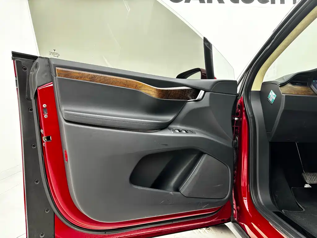 Tesla Model X 2017 Model X 100D Long Range Version 2019 - thumbnail 21