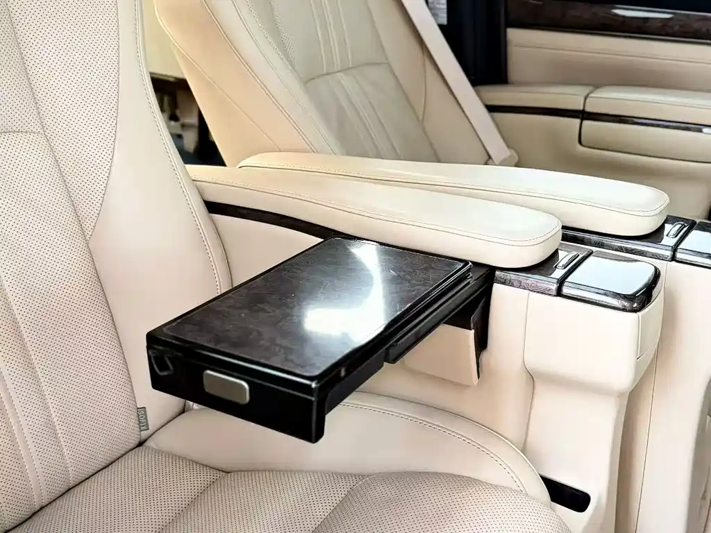 Toyota Alphard 2018 Model Year Facelift 3.5L Executive Version 2018 - thumbnail 12