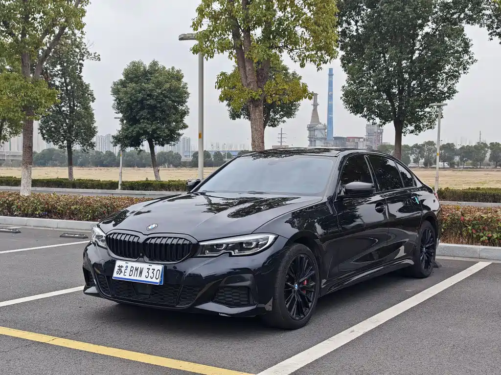 BMW BMW 3 Series 2020 330Li xDrive M Sport Shadow Night Package 2020