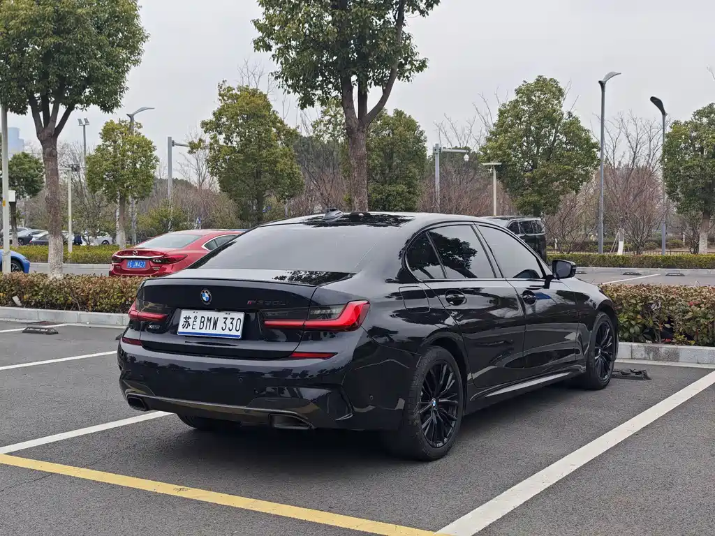 BMW BMW 3 Series 2020 330Li xDrive M Sport Shadow Night Package 2020 - thumbnail 17