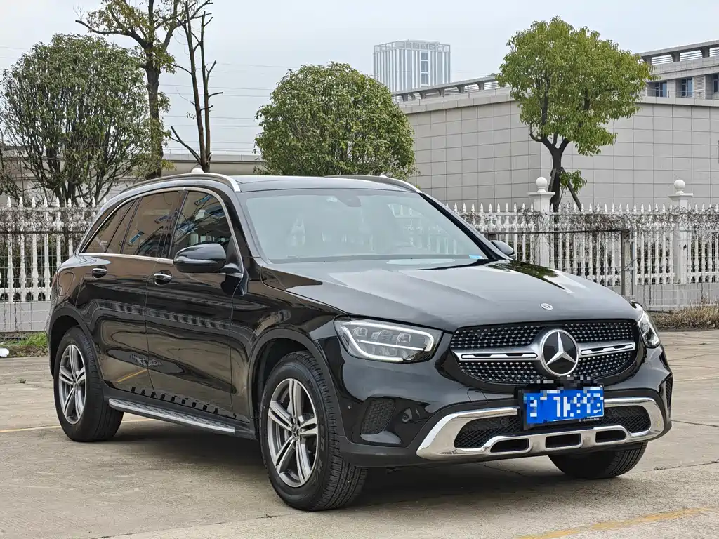 Mercedes-Benz Mercedes-Benz GLC 2021 GLC 260 L 4MATIC Sport Edition 2021 - thumbnail 2