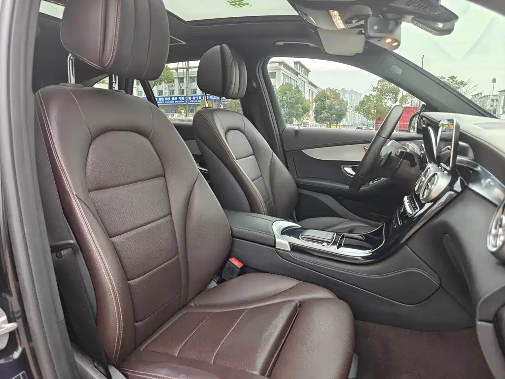 Mercedes-Benz Mercedes-Benz GLC 2021 GLC 260 L 4MATIC Sport Edition 2021 - thumbnail 14