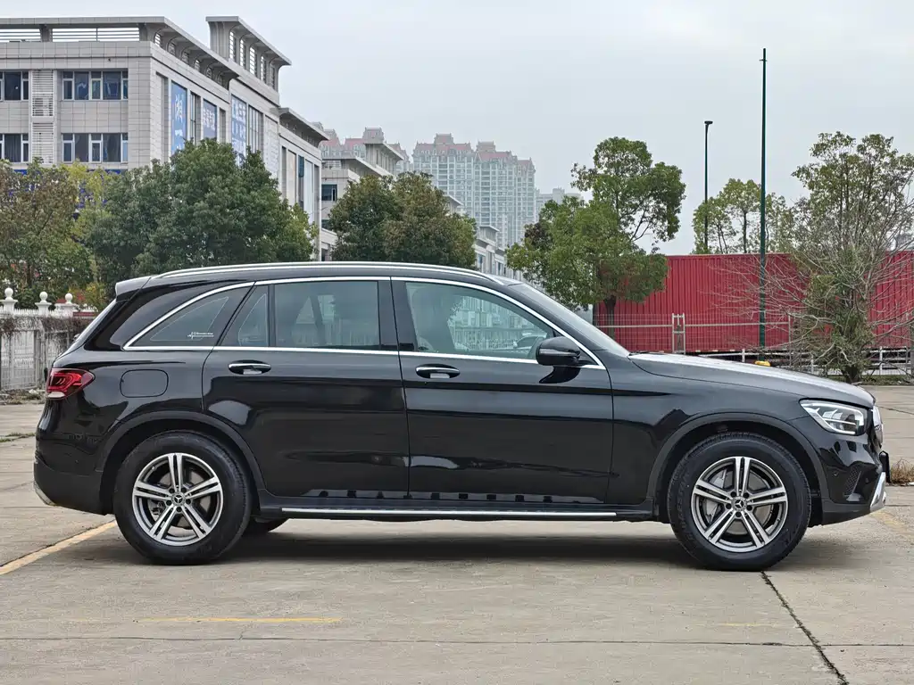 Mercedes-Benz Mercedes-Benz GLC 2021 GLC 260 L 4MATIC Sport Edition 2021 - thumbnail 29