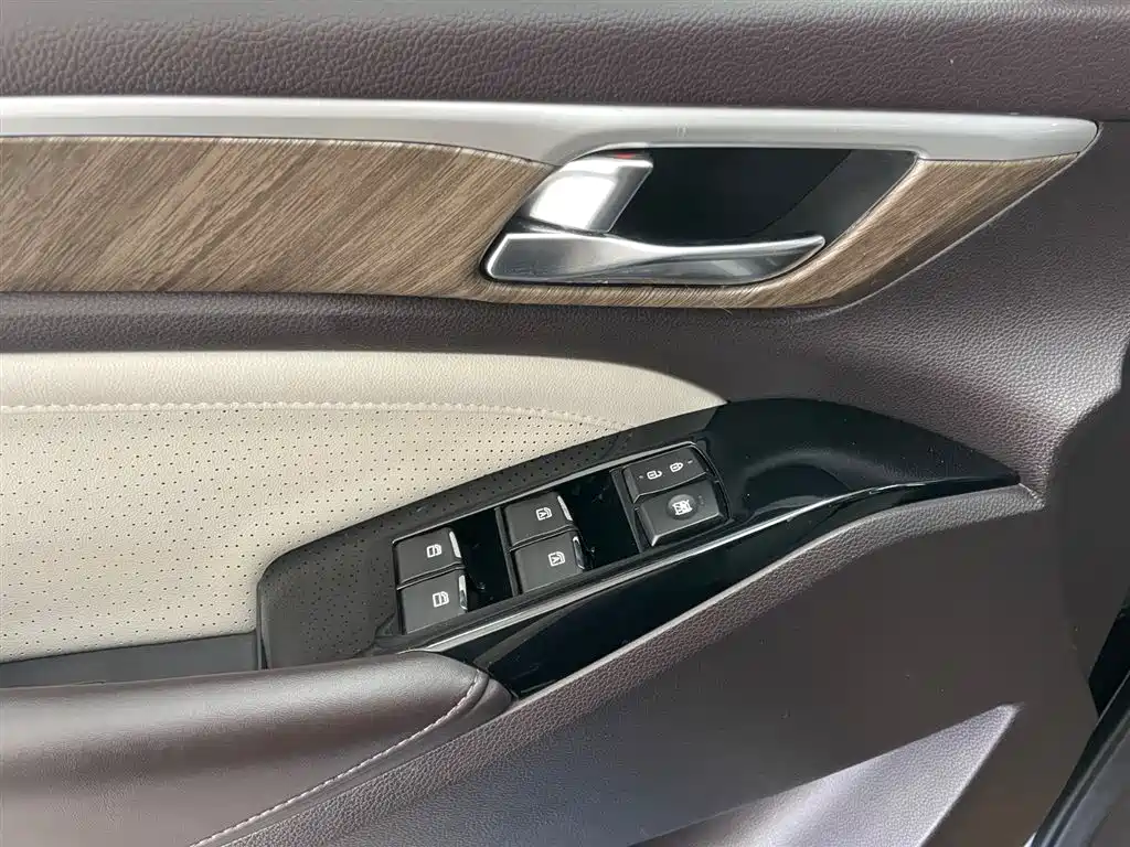GAC Trumpchi GAC Trumpchi M8 2021 Edition Leader Series 390T Supreme Version 2021 - thumbnail 8