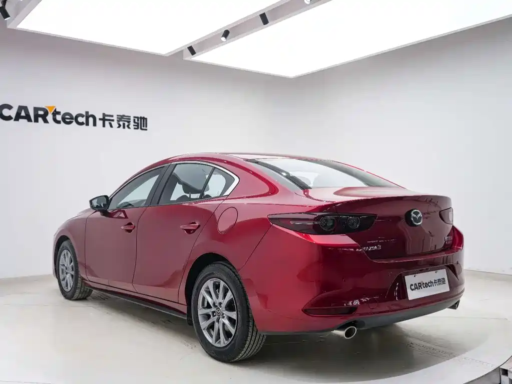 Mazda Mazda 3 Axela 2023 2.0L Automatic Quality Engine Version 2023 - thumbnail 14