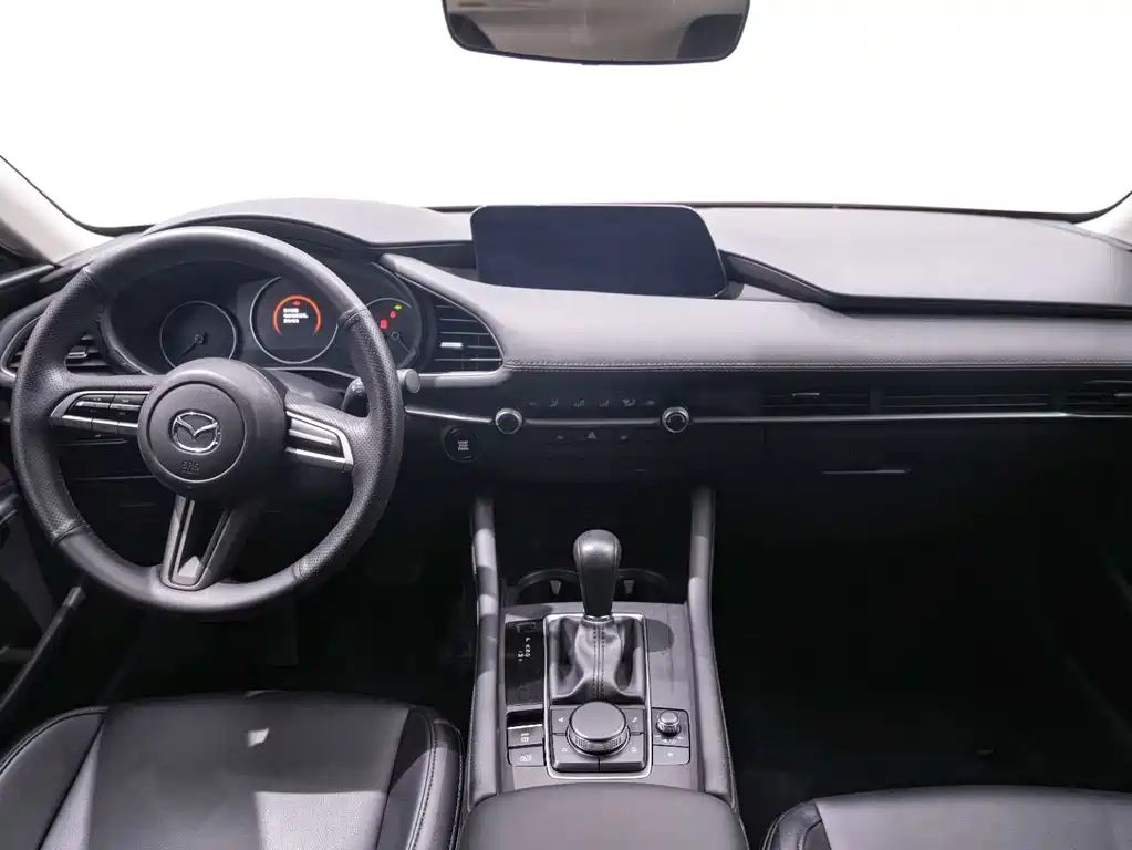 Mazda Mazda 3 Axela 2023 2.0L Automatic Quality Engine Version 2023 - thumbnail 18