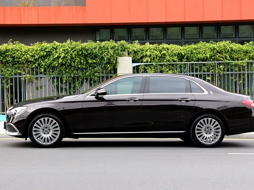 Mercedes-Benz Mercedes-Benz E-Class 2021 E 300 L Luxury Model 2021 - thumbnail 2