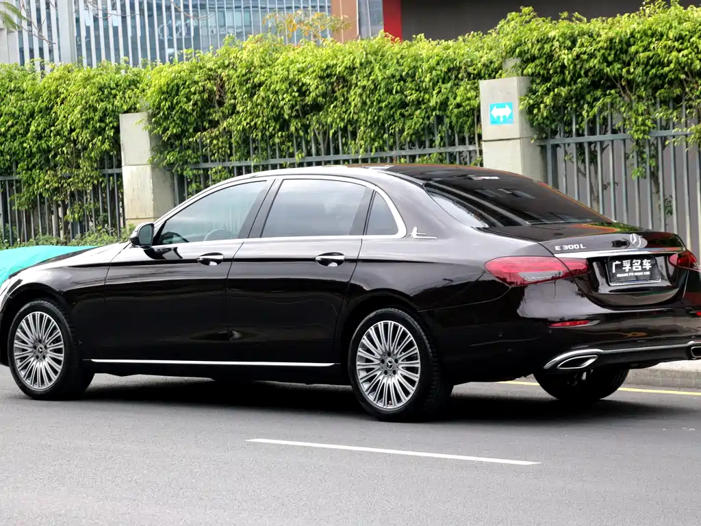 Mercedes-Benz Mercedes-Benz E-Class 2021 E 300 L Luxury Model 2021 - thumbnail 4