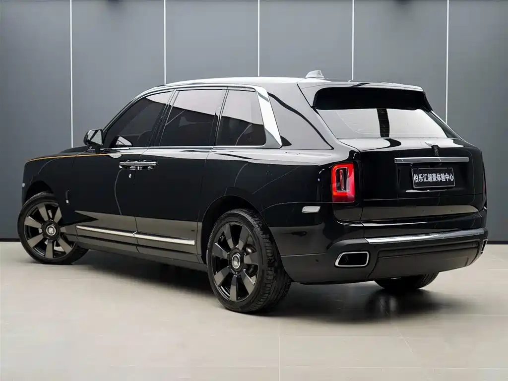 Rolls-Royce Rolls-Royce Cullinan 2018 Four-Seat Version 2022 - thumbnail 4