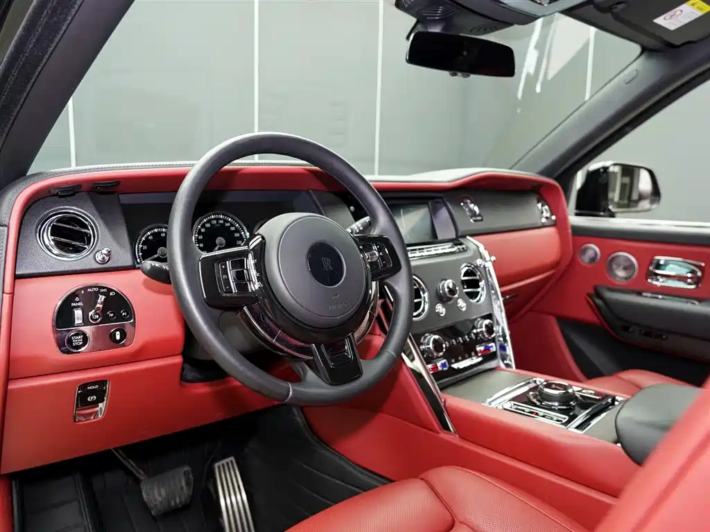 Rolls-Royce Rolls-Royce Cullinan 2018 Four-Seat Version 2022 - thumbnail 10
