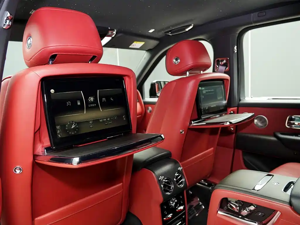 Rolls-Royce Rolls-Royce Cullinan 2018 Four-Seat Version 2022 - thumbnail 15