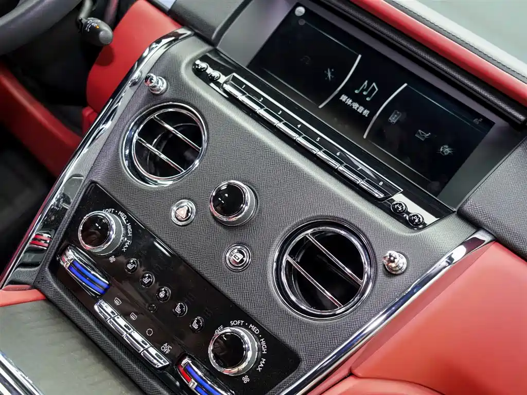 Rolls-Royce Rolls-Royce Cullinan 2018 Four-Seat Version 2022 - thumbnail 21