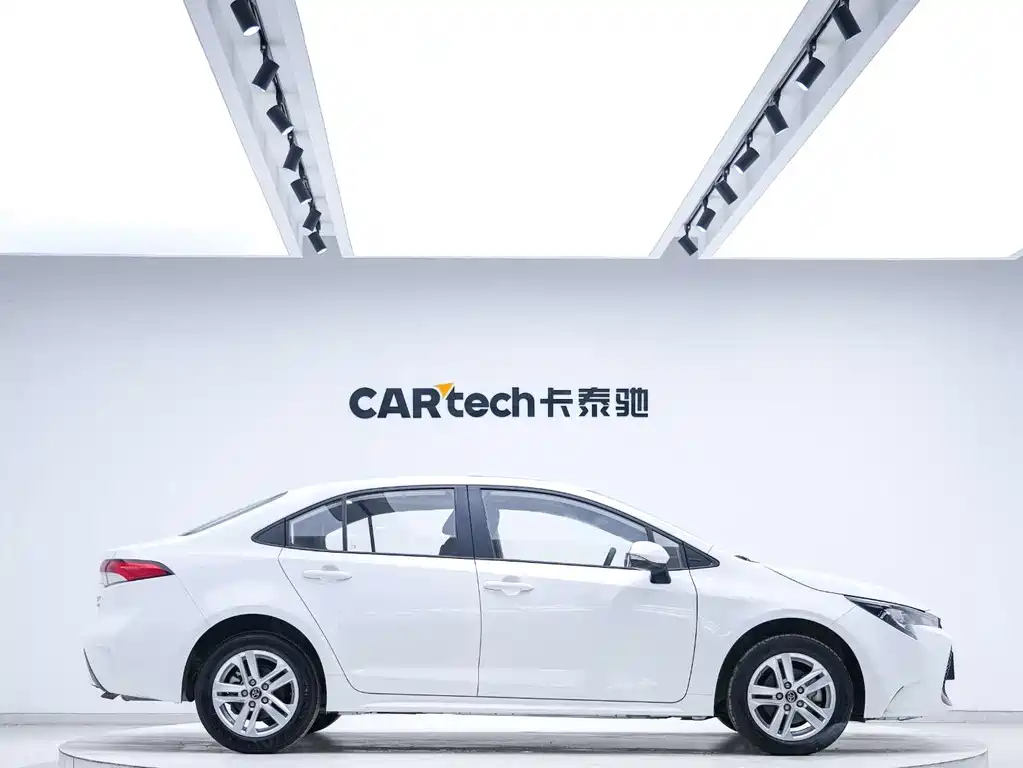 Toyota Toyota Corolla 2022 185T CVT Luxury Edition 2023 - thumbnail 6