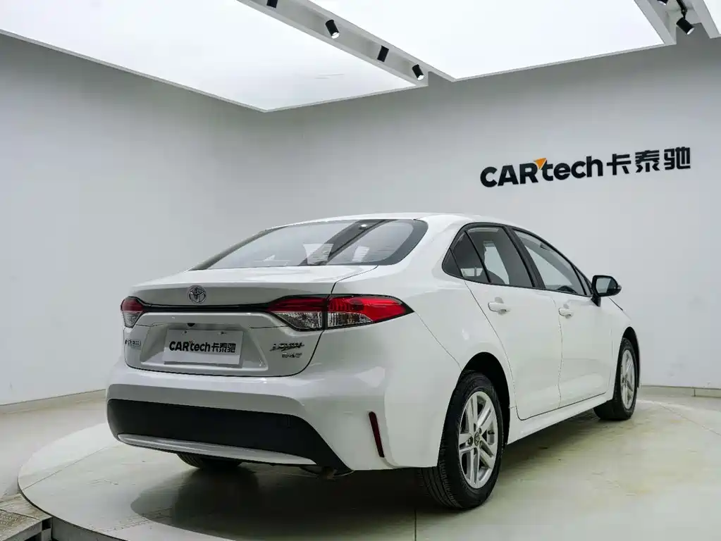 Toyota Toyota Corolla 2022 185T CVT Luxury Edition 2023 - thumbnail 18