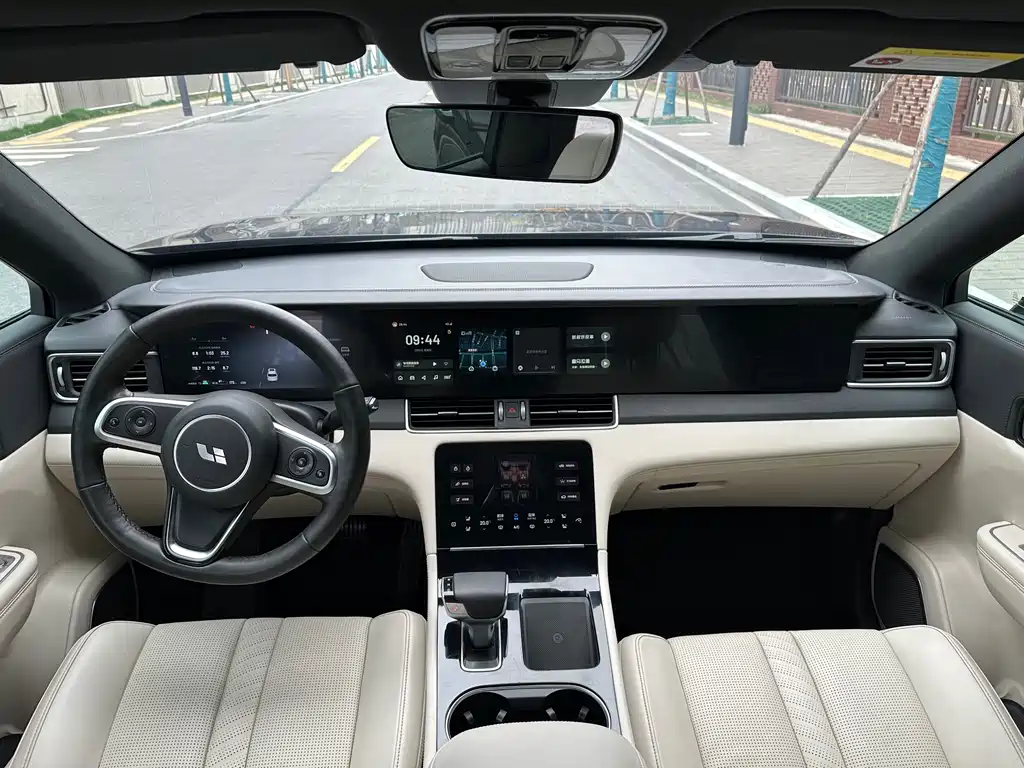 Li Auto Li ONE 2020 Extended-Range 6-Seat Version 2020 - thumbnail 9
