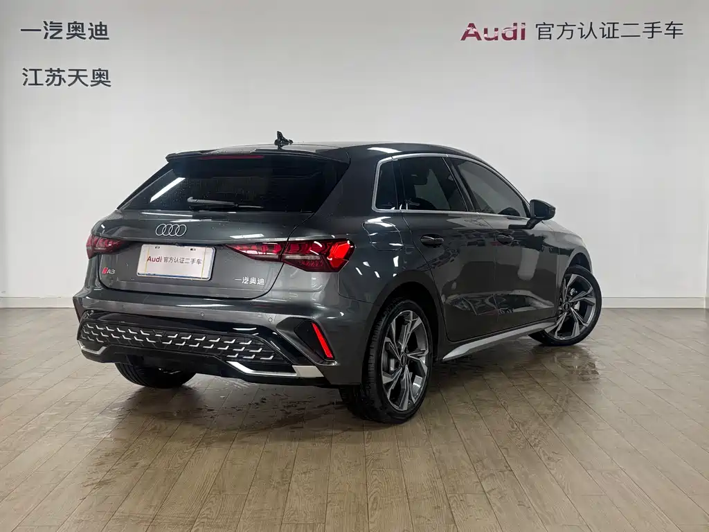 Audi Audi A3 2025 Sportback 35 TFSI Premium Plus 2025 - thumbnail 4