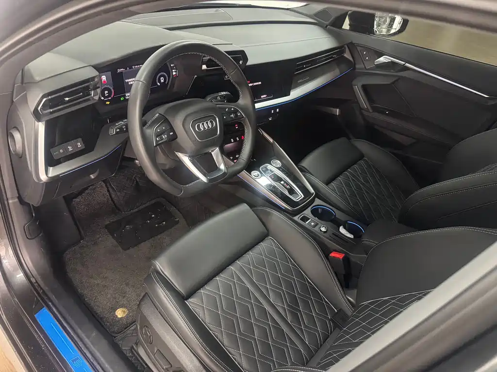 Audi Audi A3 2025 Sportback 35 TFSI Premium Plus 2025 - thumbnail 9