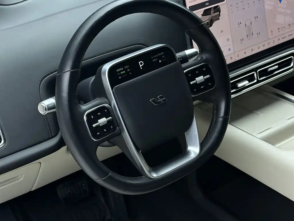Li Auto Li L8 2023 Pro 2023 - thumbnail 4