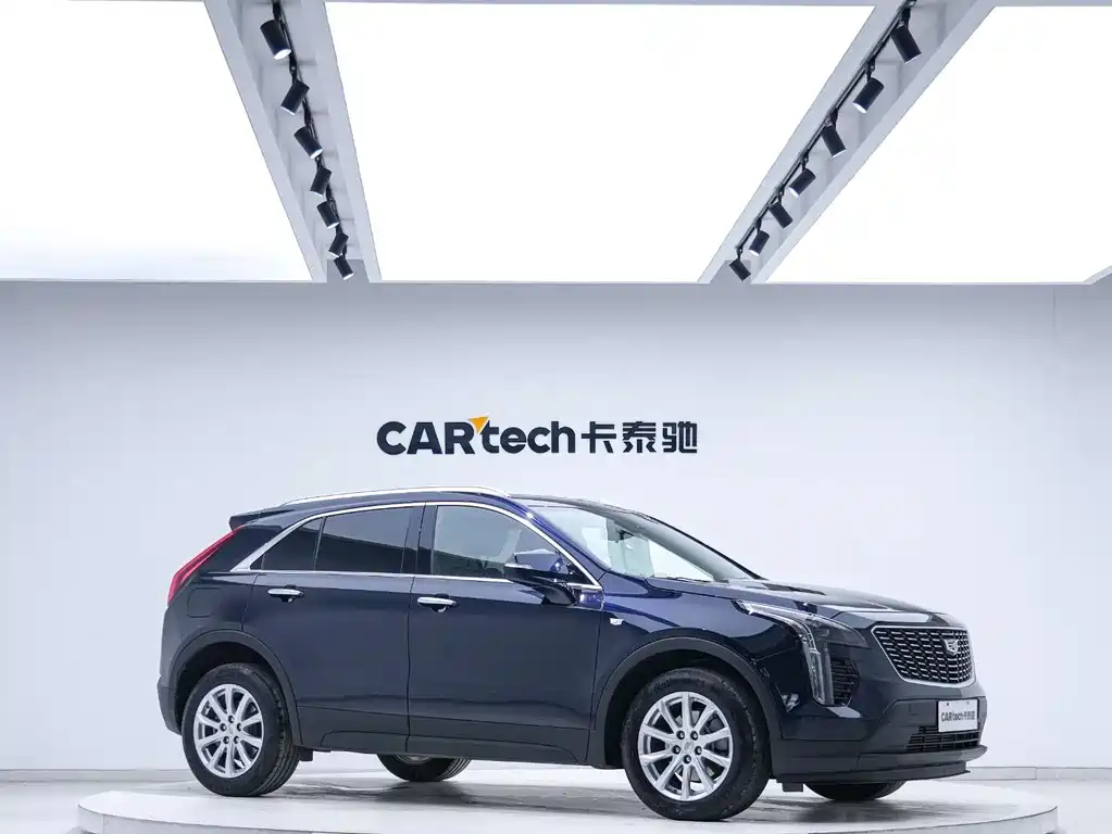 Cadillac Cadillac XT4 2022 28T FWD Fashion Edition 2022 - thumbnail 3