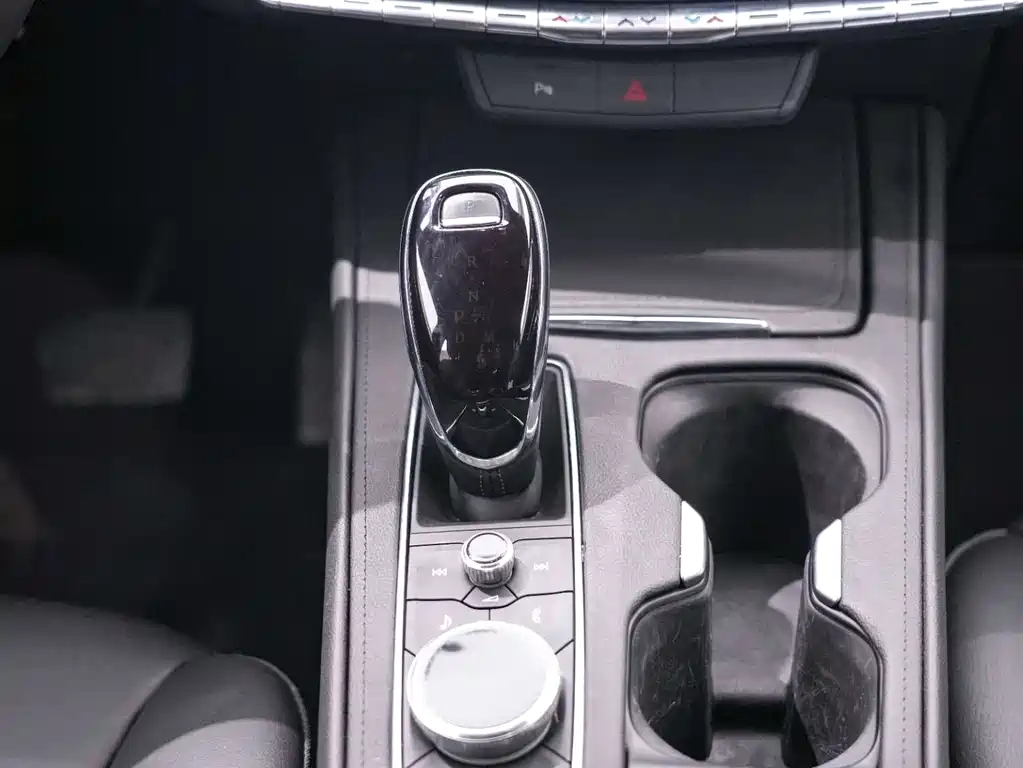 Cadillac Cadillac XT4 2022 28T FWD Fashion Edition 2022 - thumbnail 12