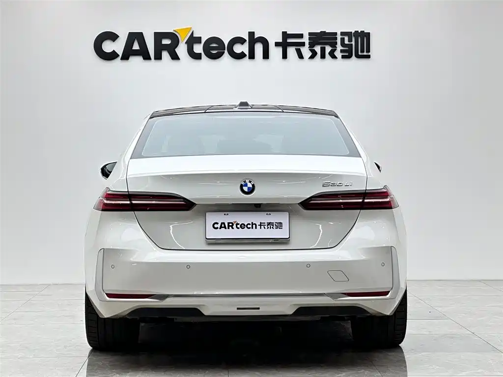 BMW BMW 5 Series 2024 530Li Luxury Package 2024 - thumbnail 4