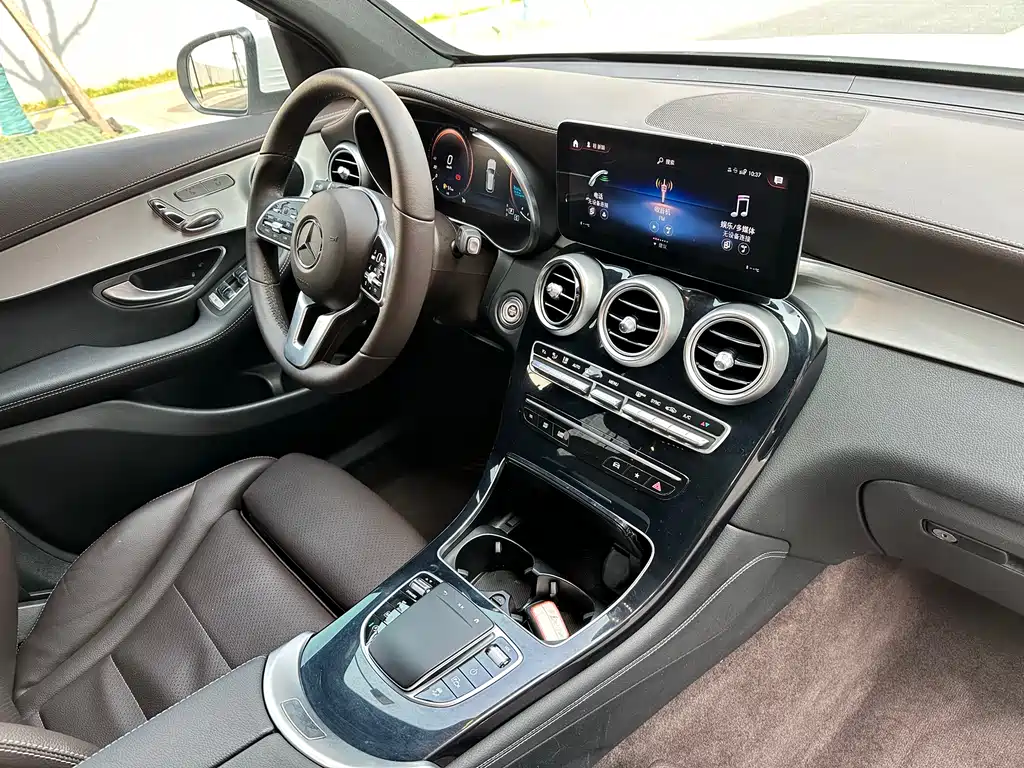 Mercedes-Benz Mercedes-Benz GLC 2021 GLC 260 L 4MATIC Sport Edition 2021 - thumbnail 7