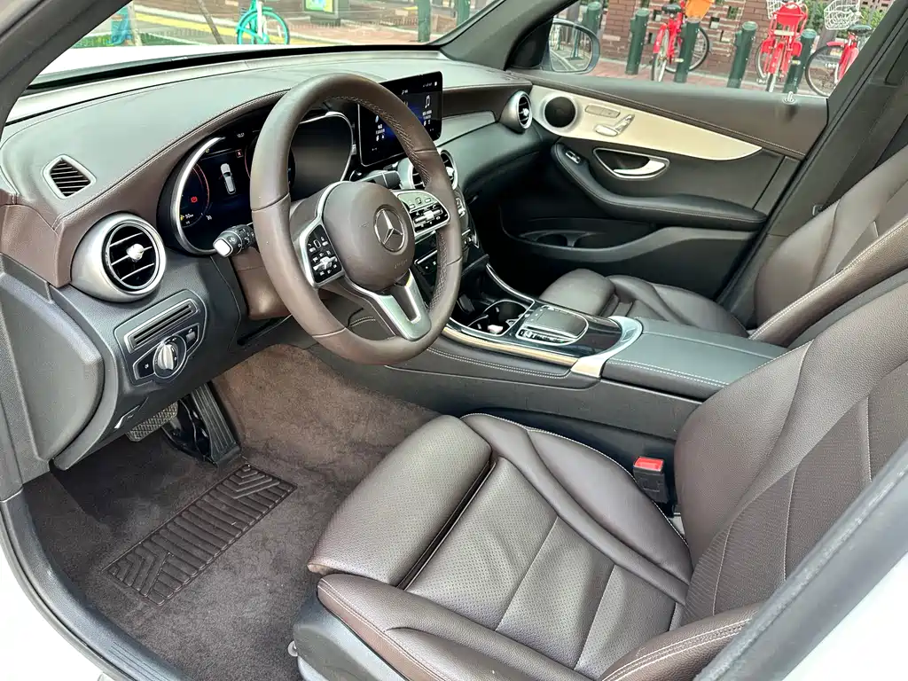 Mercedes-Benz Mercedes-Benz GLC 2021 GLC 260 L 4MATIC Sport Edition 2021 - thumbnail 9