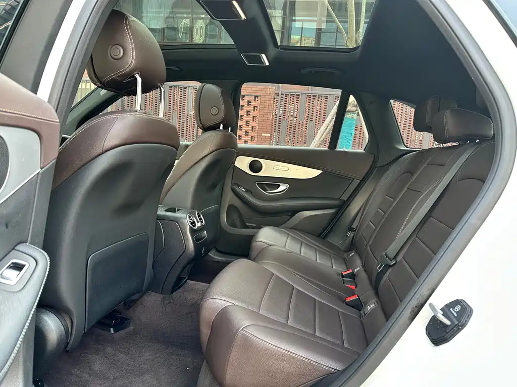 Mercedes-Benz Mercedes-Benz GLC 2021 GLC 260 L 4MATIC Sport Edition 2021 - thumbnail 10