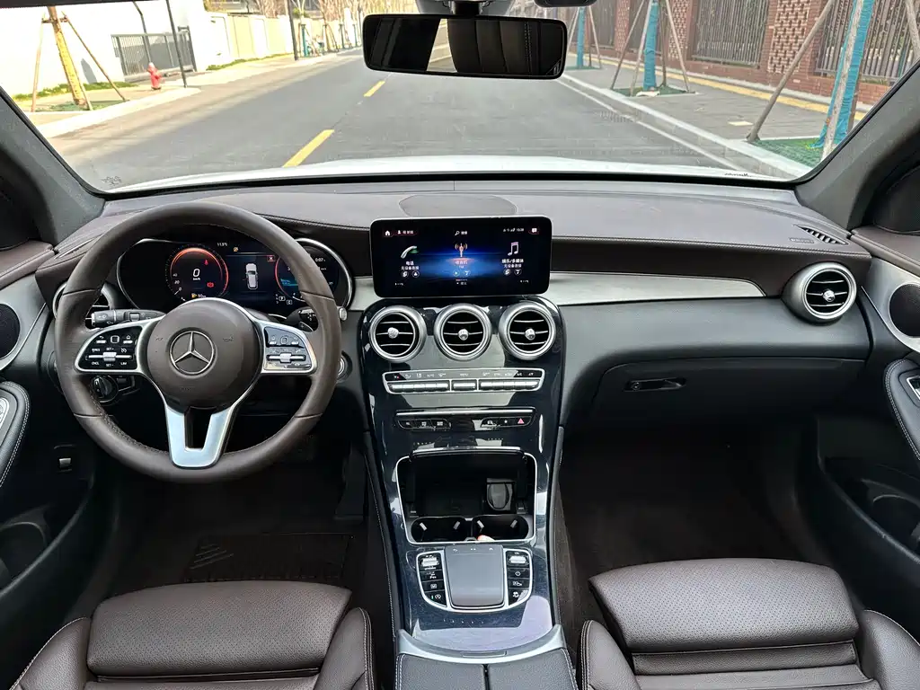 Mercedes-Benz Mercedes-Benz GLC 2021 GLC 260 L 4MATIC Sport Edition 2021 - thumbnail 12