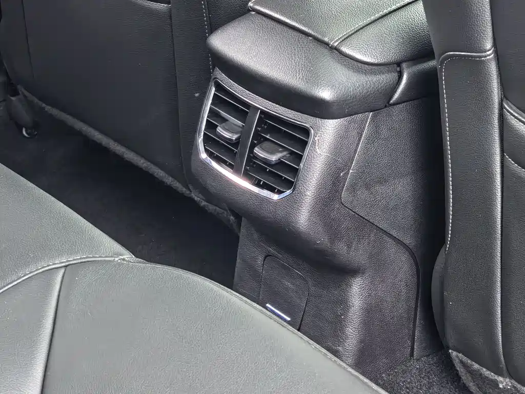 Ford Ford Mondeo 2013 2.0L GTDi200 Luxury Edition 2016 - thumbnail 6