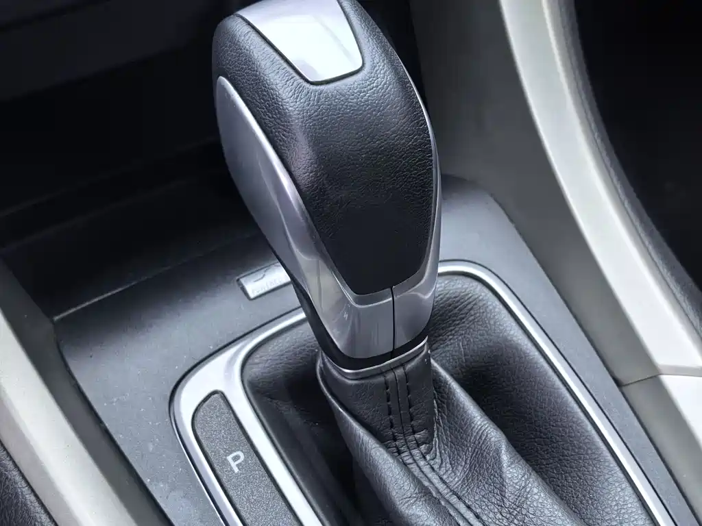 Ford Ford Mondeo 2013 2.0L GTDi200 Luxury Edition 2016 - thumbnail 17