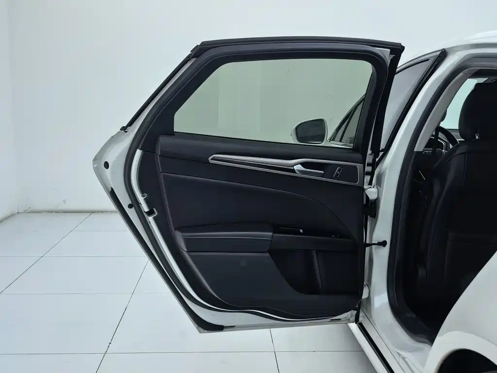 Ford Ford Mondeo 2013 2.0L GTDi200 Luxury Edition 2016 - thumbnail 19