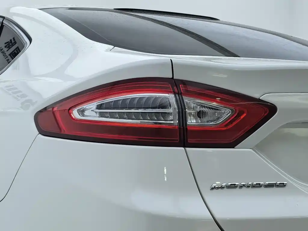Ford Ford Mondeo 2013 2.0L GTDi200 Luxury Edition 2016 - thumbnail 24