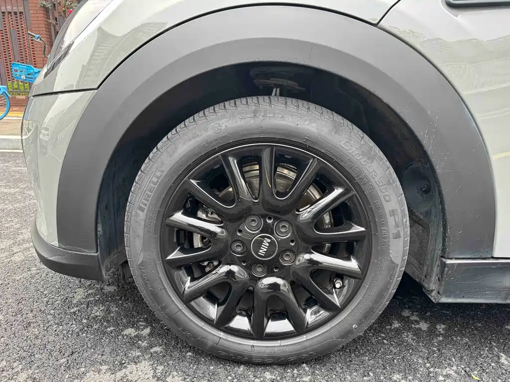 MINI MINI 2022 Model Year Facelift 1.5T ONE 2022 - thumbnail 4