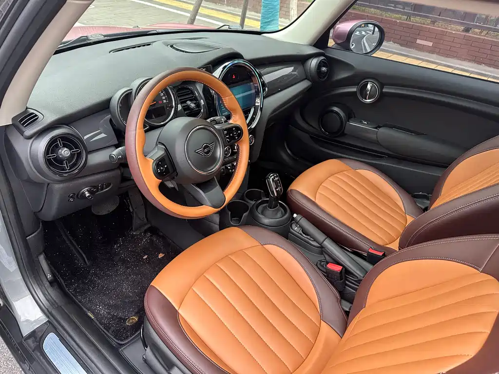 MINI MINI 2022 Model Year Facelift 1.5T ONE 2022 - thumbnail 12
