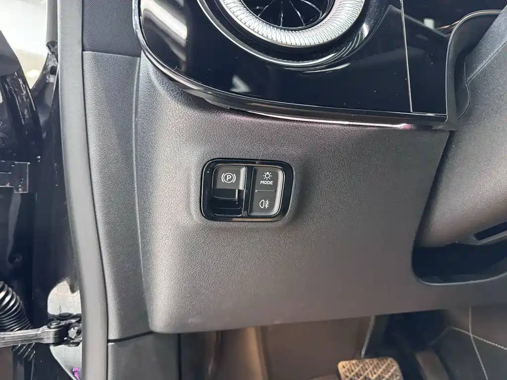 Mercedes-Benz Mercedes-Benz CLA New Energy 2025 Model 300L Ultra-Long Range Intelligent Edition 2025 - thumbnail 7