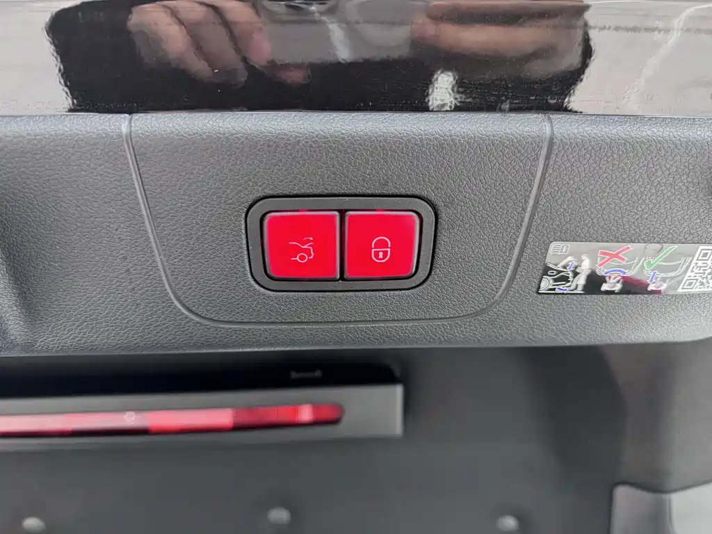 Mercedes-Benz Mercedes-Benz CLA New Energy 2025 Model 300L Ultra-Long Range Intelligent Edition 2025 - thumbnail 17