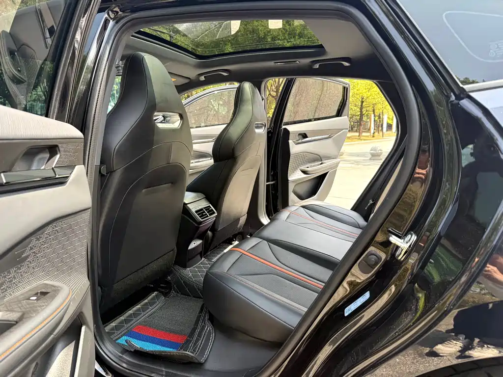 Changan Changan UNI-V 2024 1.5T Premium Edition 2024 - thumbnail 8