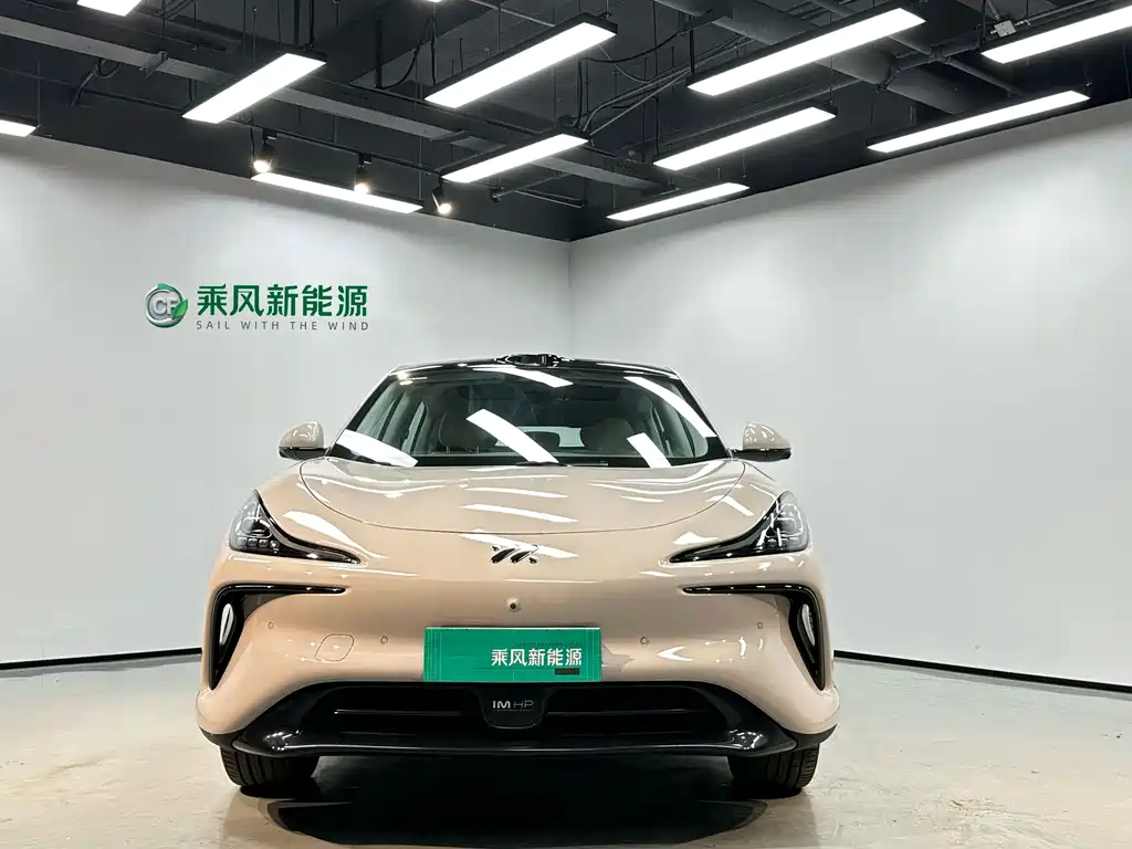 IM Motors Zhiji LS6 2023 Max Standard Edition 2024 - thumbnail 3