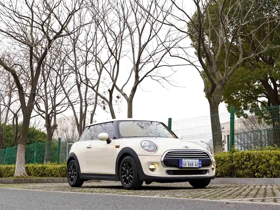 MINI MINI 2016 1.2T ONE Pioneer Edition 2016 - thumbnail 3