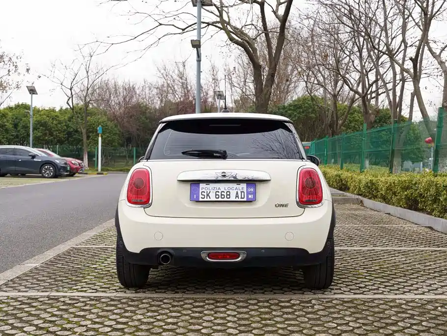 MINI MINI 2016 1.2T ONE Pioneer Edition 2016 - thumbnail 6