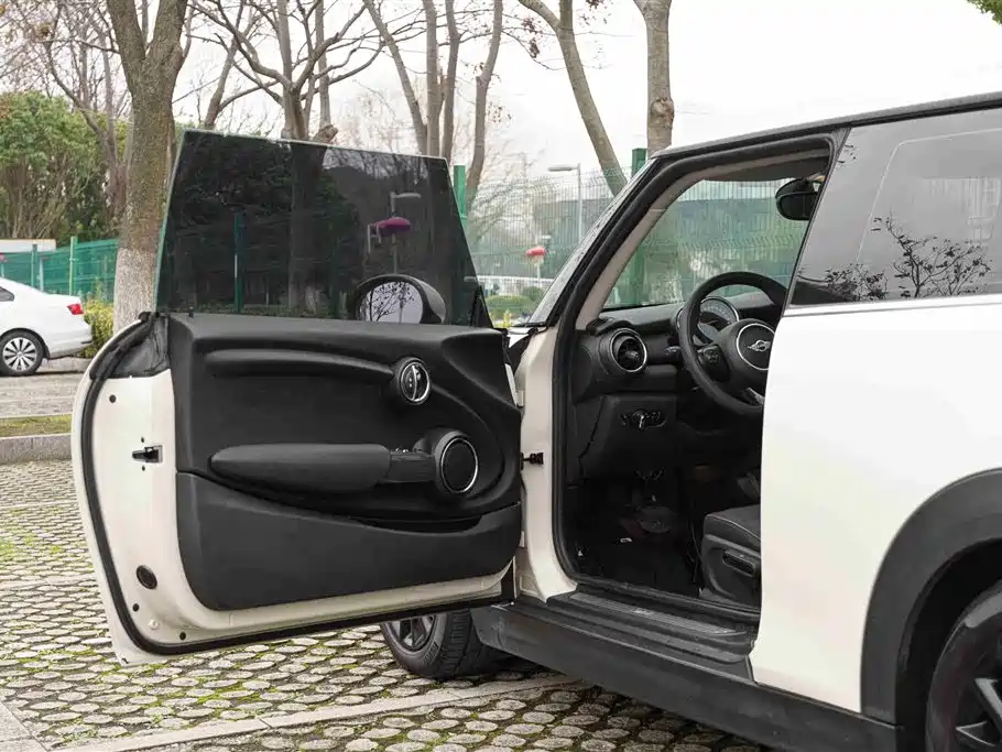MINI MINI 2016 1.2T ONE Pioneer Edition 2016 - thumbnail 8