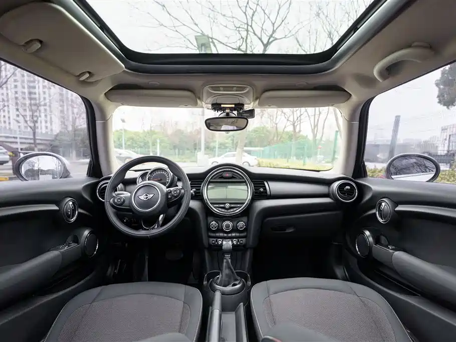 MINI MINI 2016 1.2T ONE Pioneer Edition 2016 - thumbnail 10