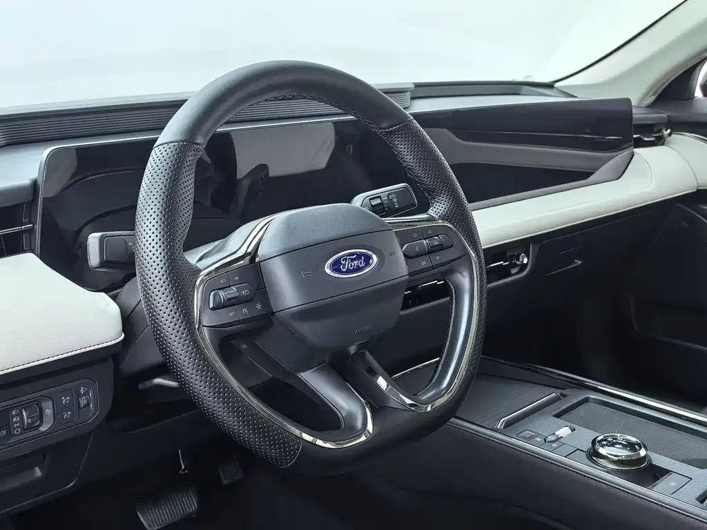 Ford Mondeo 2022 EcoBoost 245 Luxury Edition 2022 - thumbnail 14