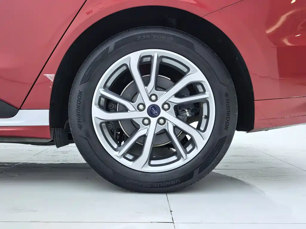 Ford Mondeo 2022 EcoBoost 245 Luxury Edition 2022 - thumbnail 23