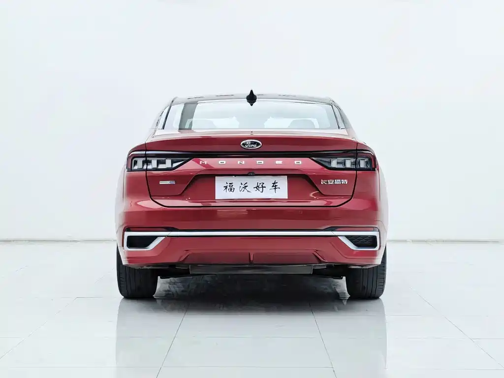 Ford Mondeo 2022 EcoBoost 245 Luxury Edition 2022 - thumbnail 29