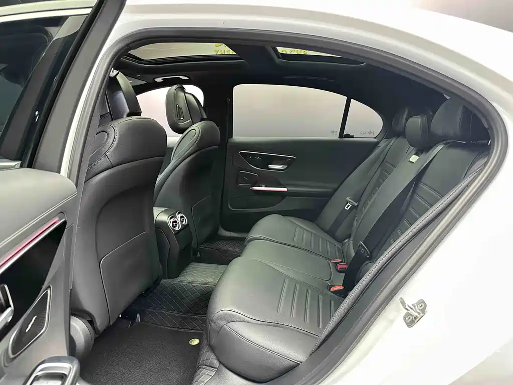 Mercedes-Benz Mercedes-Benz C-Class 2024 C 260 L Sport Edition 2024 - thumbnail 7