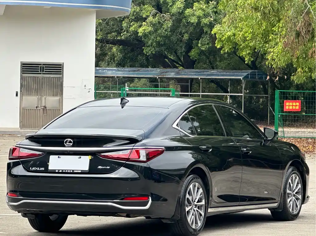 Lexus Lexus ES 2024 200 Premium Edition 2024 - thumbnail 14