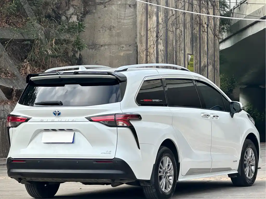 Toyota Toyota Sienna 2021 2.5L Hybrid LE 2022 - thumbnail 17