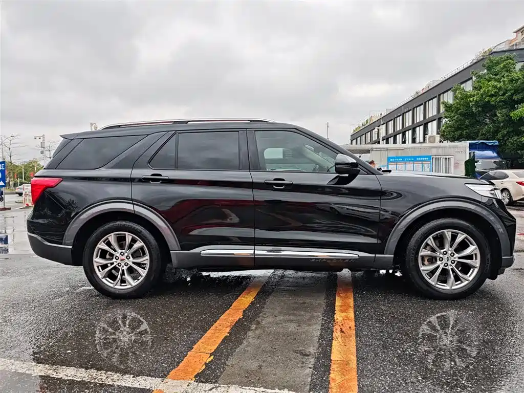 Ford Ford Explorer 2020 EcoBoost 285 RWD Style Edition 7-seater 2021 - thumbnail 4